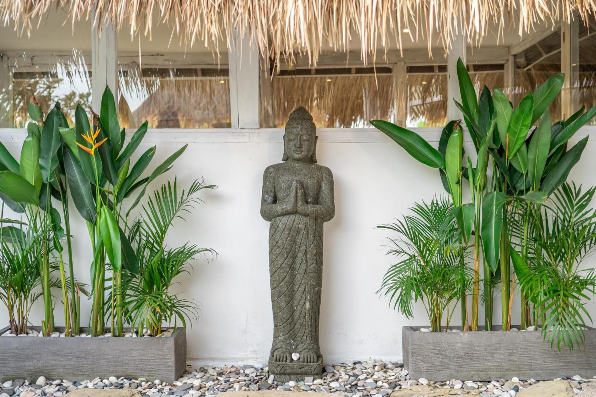 Balangan Beach Villa Idaman Bungalows Jimbaran Eksteriør billede